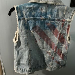 Denim cut off jacket